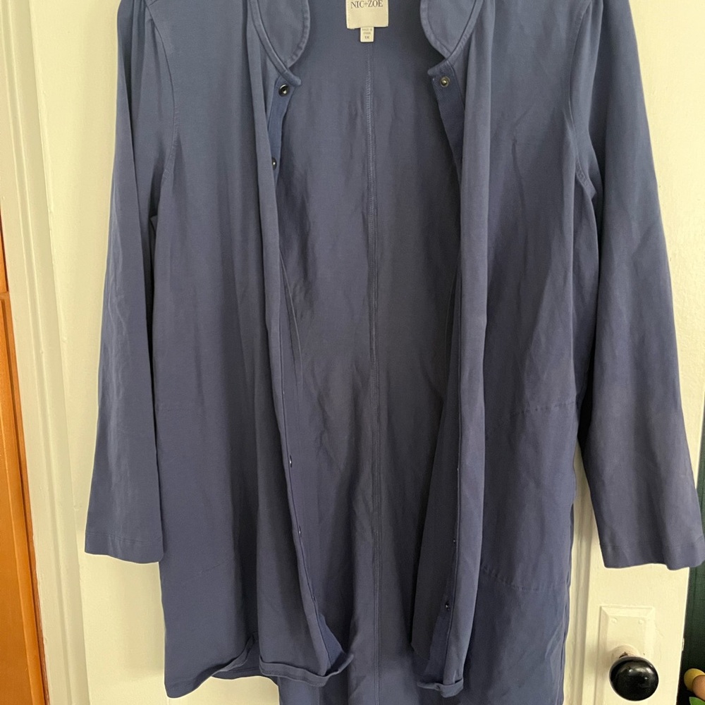 NIC+ZOE Snap-Front Long top